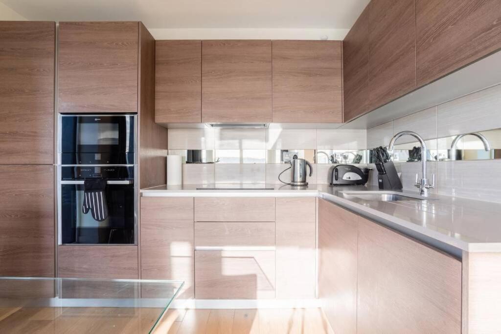 Luxury River Side Penthouse London Exterior photo